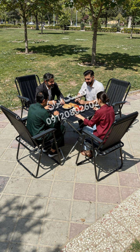 ست ۴ نفره صندلی تاشو مسافرتی دسته مبلی فومدار با میز پارچه ایی و ۷ فنر